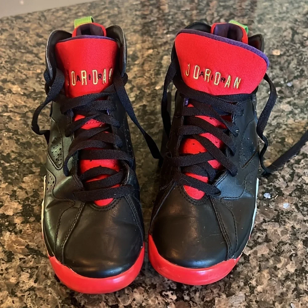 Jordan retro 7 Marvin the Martian 5Y